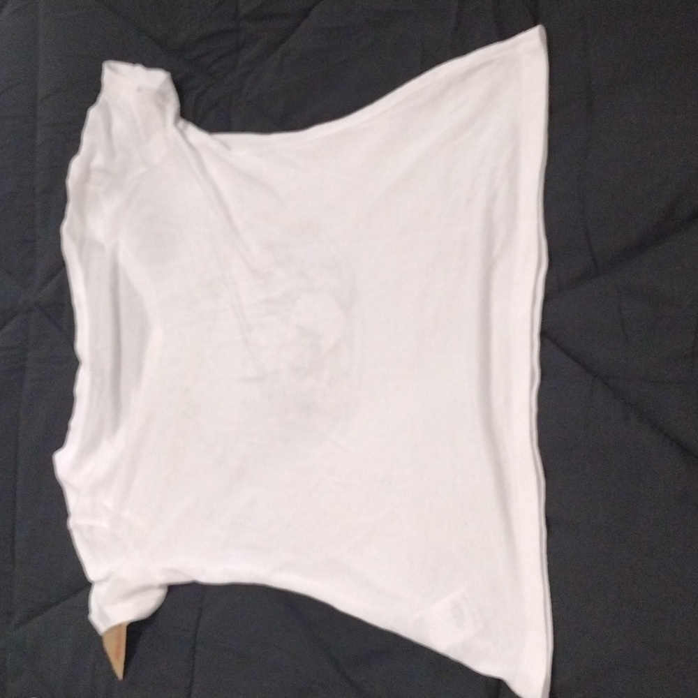 True Religion V Neck - Picture 4 of 6